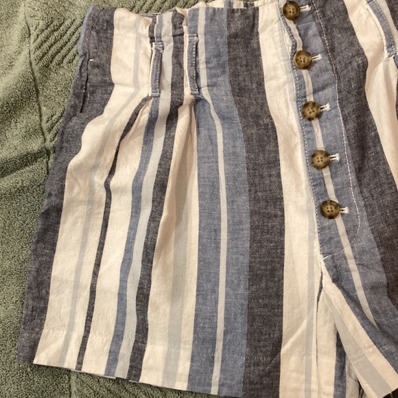 Abercrombie & Fitch stripes high waist Mom Shorts large - Picture 3 of 8
